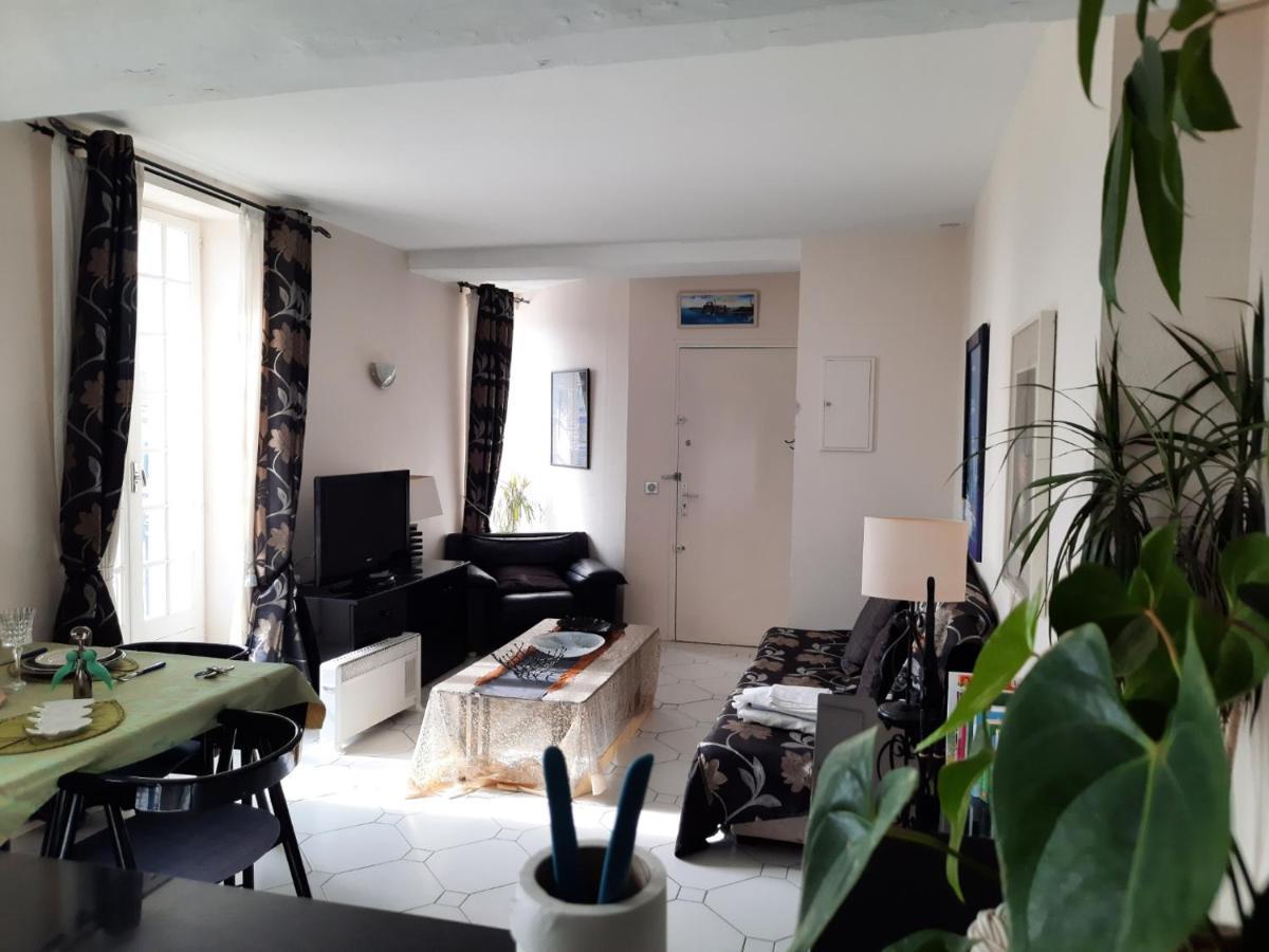 Appartement De Charme Sur Le Port De Marseillan エクステリア 写真